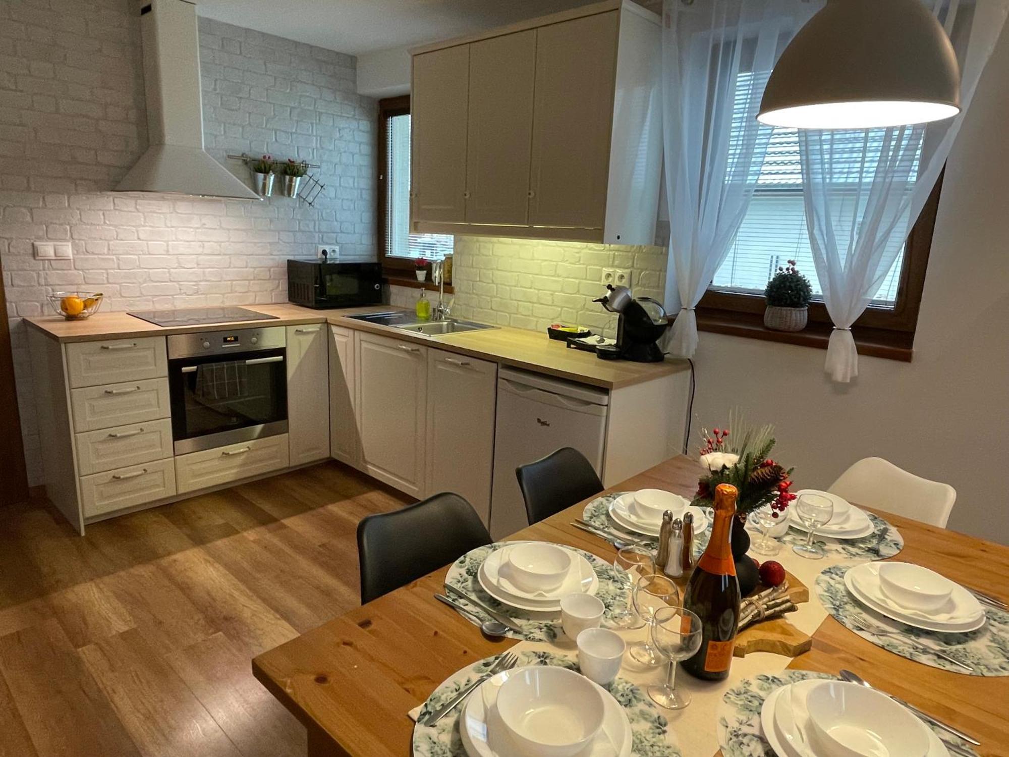 Chalet Jayata Стара Лесна Екстер'єр фото